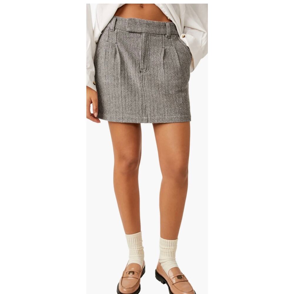 Free People Pop Preppy Herringbone Mini Skirt Gray Size 4 NWT